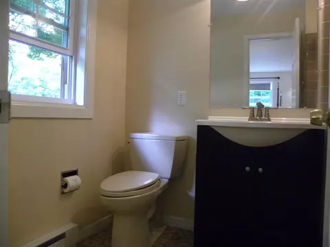 24 Devon Rd, Delmar, NY 12054 photo 14