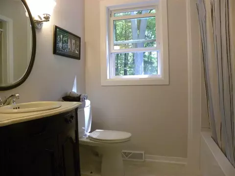 24 Devon Rd, Delmar, NY 12054 photo 12