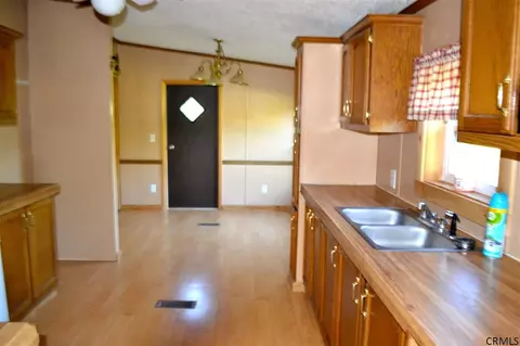 136 England Rd, Fonda, NY 12068 photo 3