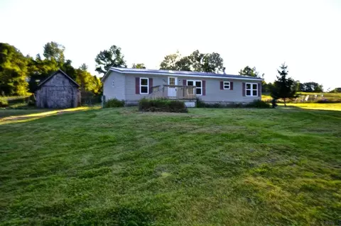 136 England Rd, Fonda, NY 12068 photo 2