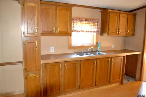 136 England Rd, Fonda, NY 12068 photo 4