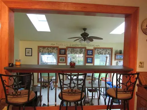 114 Della Valle Dr, Amsterdam, NY 12010 photo 9
