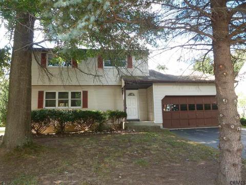 44 Hancock Dr, Glenmont, NY 12077 photo 1