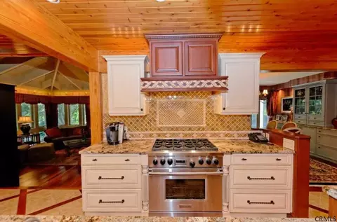 237 Elm Ave, Delmar, NY 12054 photo 9