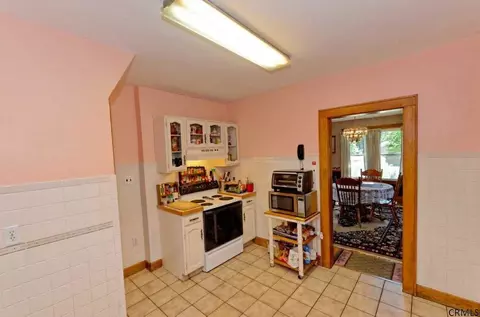 16 School St, Schenectady, NY 12304 photo 9