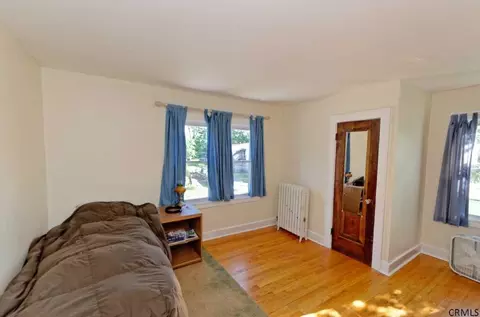 16 School St, Schenectady, NY 12304 photo 18