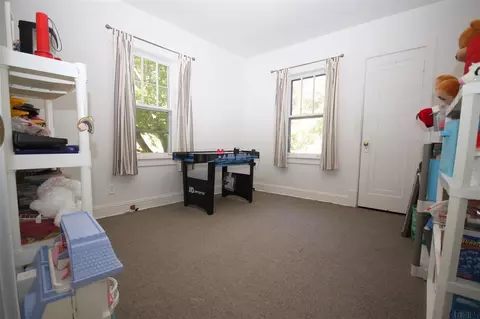 85 Orchard St, Delmar, NY 12054 photo 7
