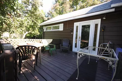 85 Orchard St, Delmar, NY 12054 photo 22