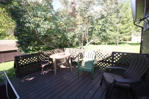 85 Orchard St, Delmar, NY 12054 photo 21