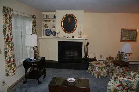 21 Willow Dr, Delmar, NY 12054 photo 8