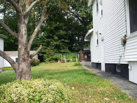 46 Wagner Ave, Schenectady, NY 12304 photo 18