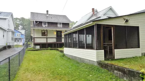 1043 Keyes Ave, Schenectady, NY 12309 photo 23