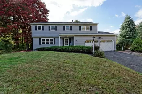 38 Carstead Dr, Slingerlands, NY 12159 photo 1