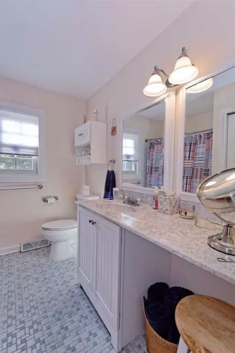 38 Carstead Dr, Slingerlands, NY 12159 photo 20