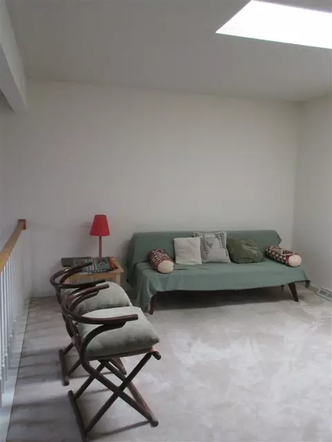 5 Constitution Dr, Glenmont, NY 12077 photo 13