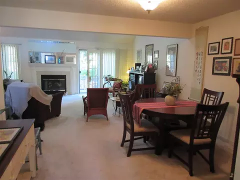 5 Constitution Dr, Glenmont, NY 12077 photo 5