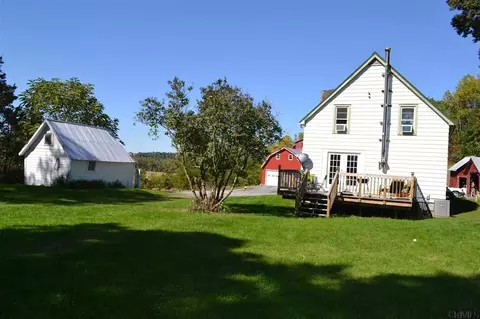 247 Klapmeyer Rd, Amsterdam, NY 12010 photo 17