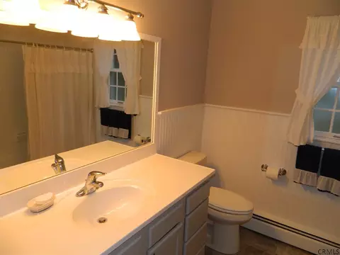 3292 E Lydius St, Schenectady, NY 12303 photo 14
