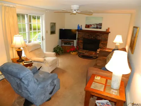 3292 E Lydius St, Schenectady, NY 12303 photo 5