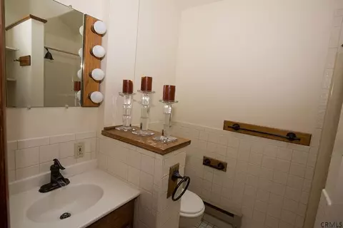 1305 Keyes Ave, Schenectady, NY 12309 photo 14