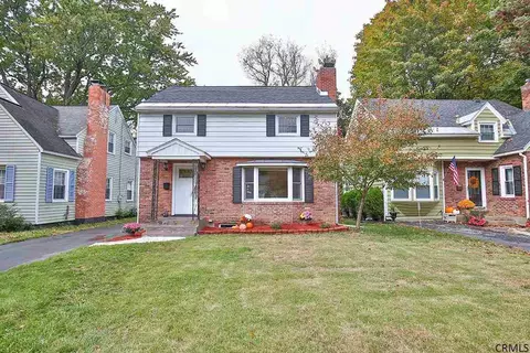 1305 Keyes Ave, Schenectady, NY 12309 photo 2