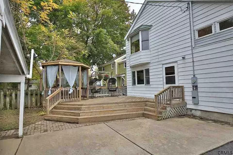 1305 Keyes Ave, Schenectady, NY 12309 photo 21
