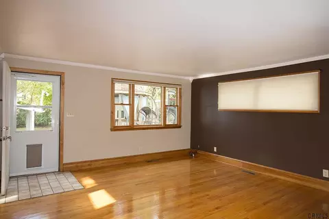 1305 Keyes Ave, Schenectady, NY 12309 photo 5