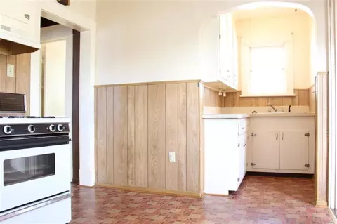 475 Cedar St, Schenectady, NY 12306 photo 5