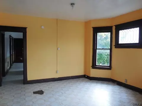 714 Beaver St, Schenectady, NY 12308 photo 3
