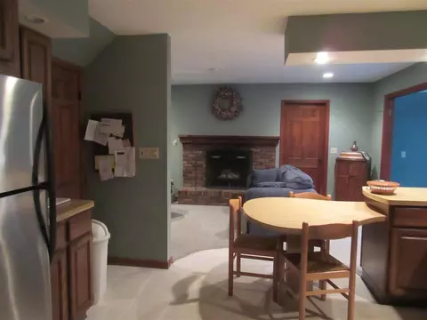 21 Carriage Rd, Delmar, NY 12054 photo 7