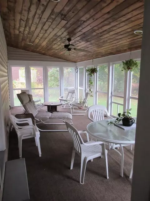 21 Carriage Rd, Delmar, NY 12054 photo 13