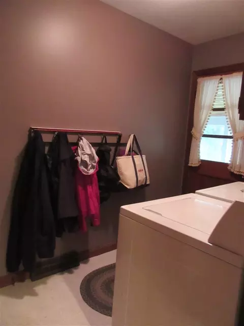 21 Carriage Rd, Delmar, NY 12054 photo 14