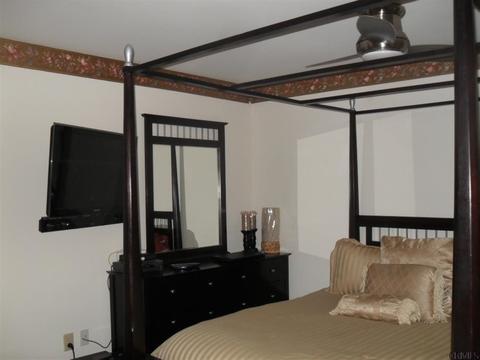 402 Chadwick Rd, Schenectady, NY 12304 photo 15