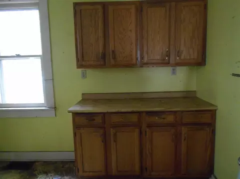 5 Winston Pl, Schenectady, NY 12304 photo 11