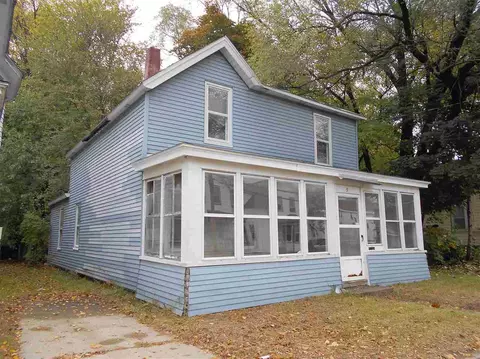 5 Winston Pl, Schenectady, NY 12304 photo 1