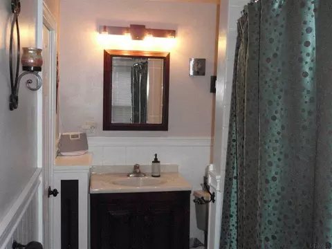 1130 Keyes Ave, Schenectady, NY 12309 photo 14