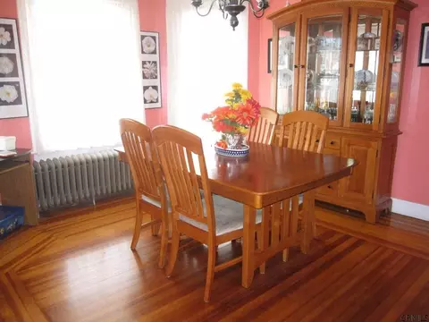 822 Hampton Ave, Schenectady, NY 12309 photo 15