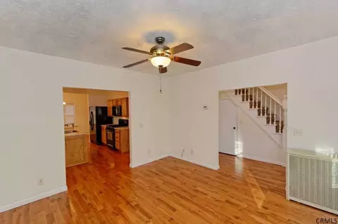 812 Thompson St, Schenectady, NY 12306 photo 5