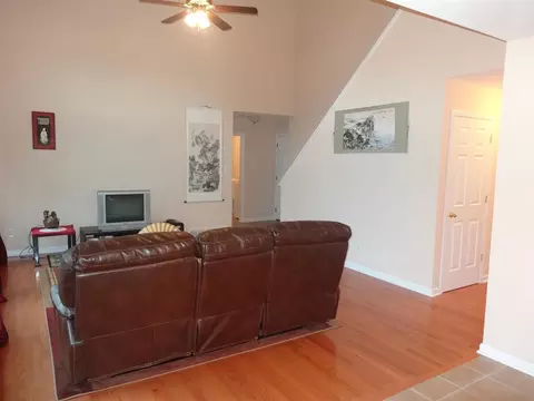49 Milltowne Rd, Glenmont, NY 12077 photo 9