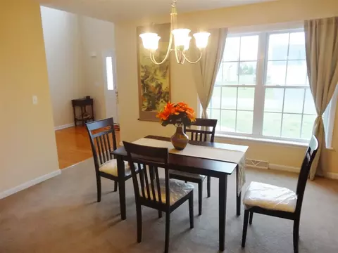49 Milltowne Rd, Glenmont, NY 12077 photo 4