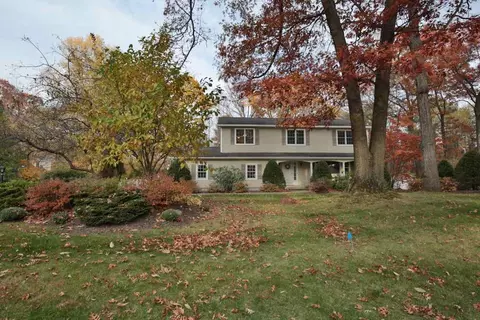 45 Brockley Dr, Delmar, NY 12054 photo 2