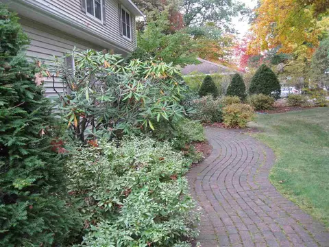 45 Brockley Dr, Delmar, NY 12054 photo 4