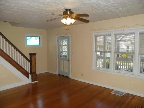 3 Harvard St, Schenectady, NY 12304 photo 8