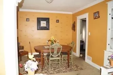 1059 Keyes Ave, Schenectady, NY 12309 photo 4