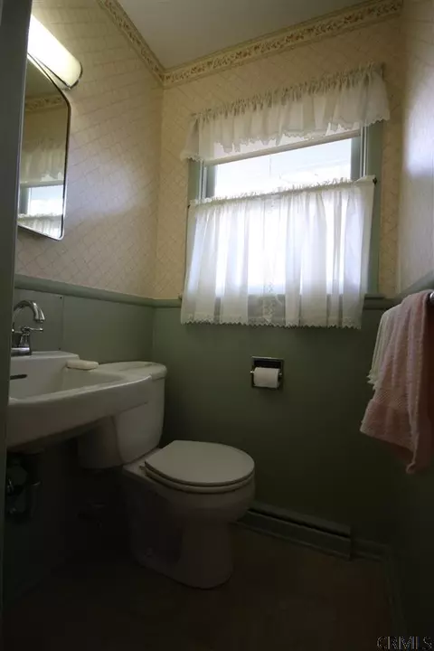 535 Wayne Pl, Delmar, NY 12054 photo 11