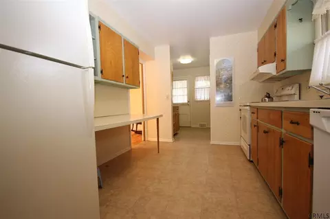535 Wayne Pl, Delmar, NY 12054 photo 7