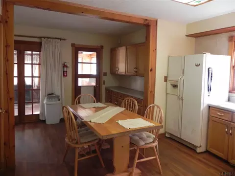 233 Eleventh St, Schenectady, NY 12306 photo 4