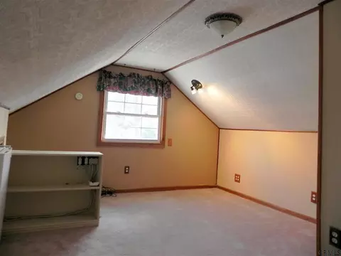 233 Eleventh St, Schenectady, NY 12306 photo 15