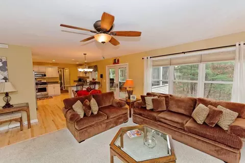 9 Seneca Ct, Slingerlands, NY 12159 photo 7
