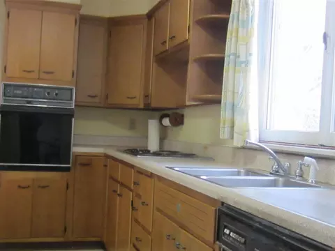19 Sunset Dr, Delmar, NY 12054 photo 11
